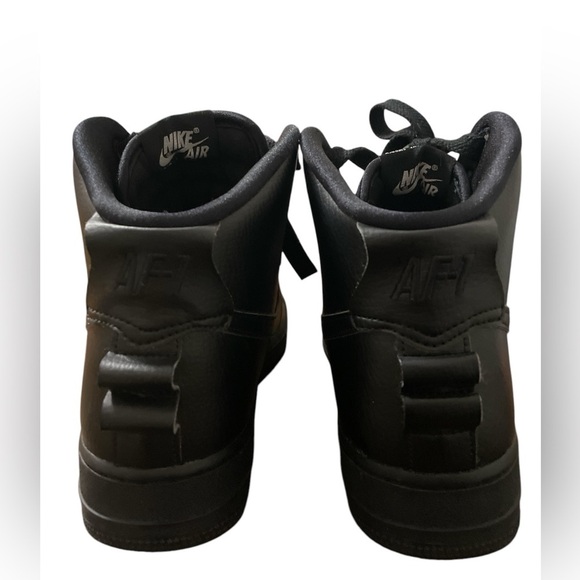 Nike Air Force 1 High Utility Triple Black Leather - Picture 4 of 4